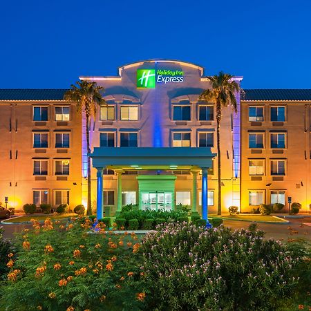 Holiday Inn Express Peoria North - Glendale By Ihg Exteriör bild