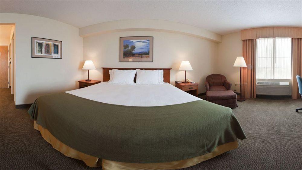 Holiday Inn Express Peoria North - Glendale By Ihg Exteriör bild