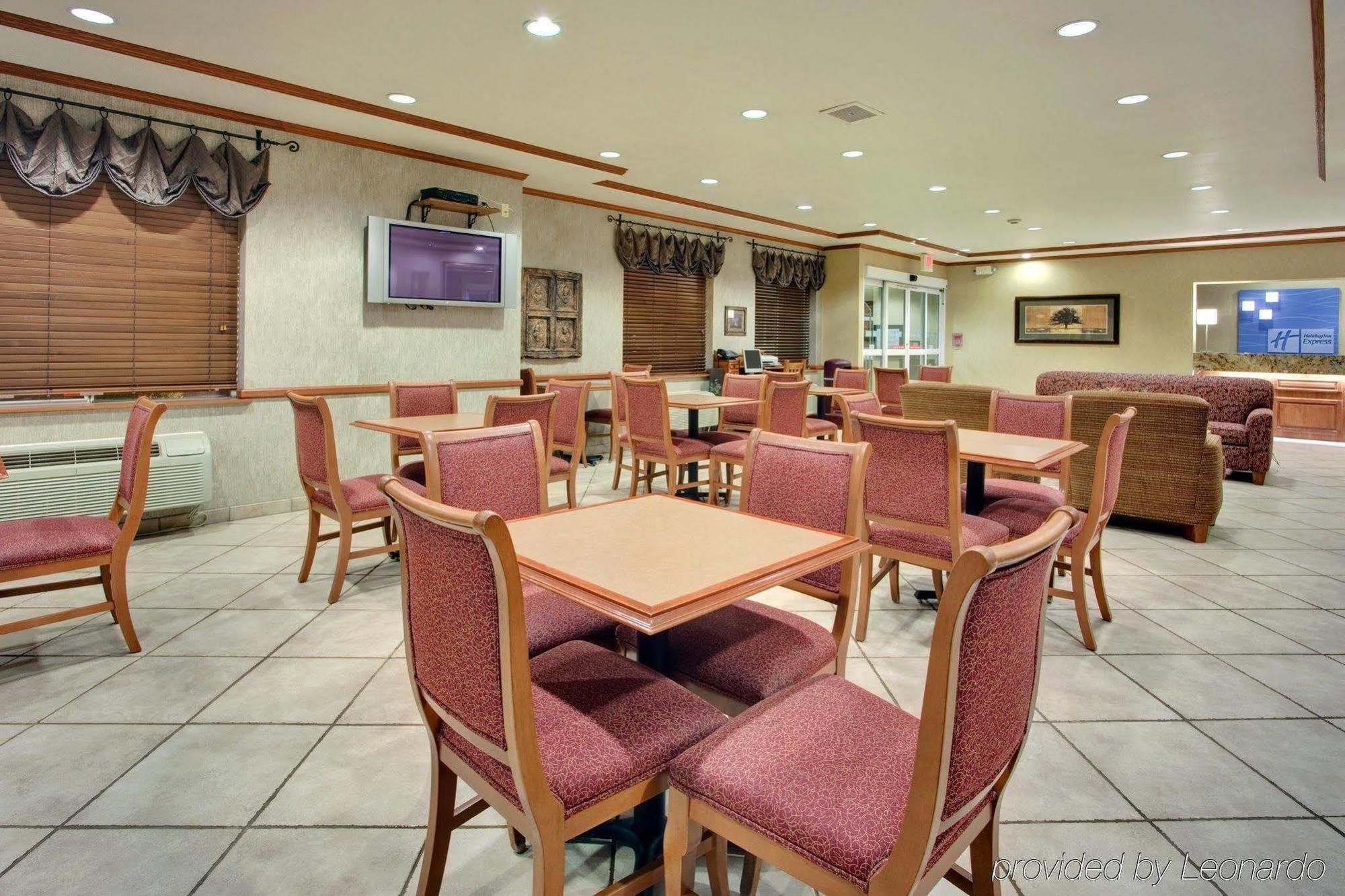 Holiday Inn Express Peoria North - Glendale By Ihg Exteriör bild